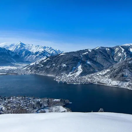 Liesl - Zell Am زيل أم سي